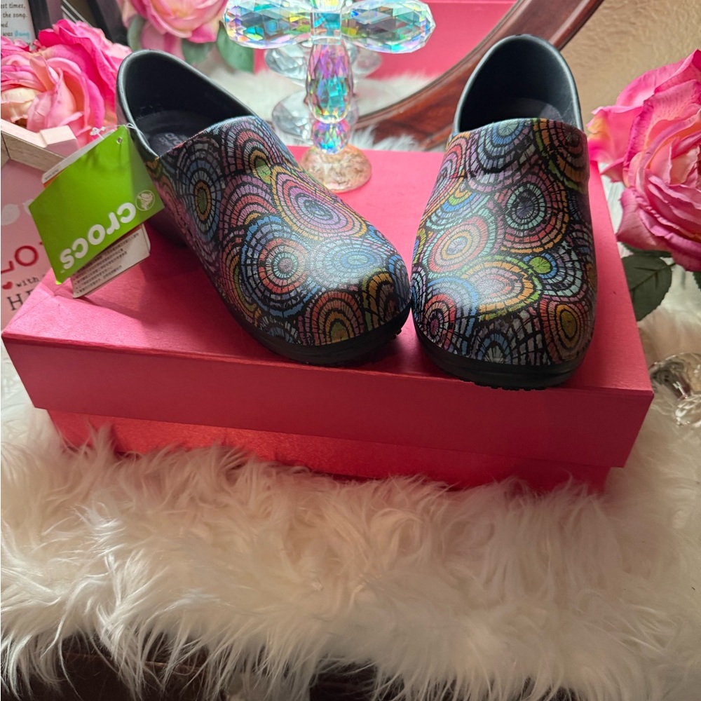 CROCS NWT Nerio Pro Graphic Multi-Color  Size 8 $4.00 Off + Discounted Shipping - Picture 4 of 17